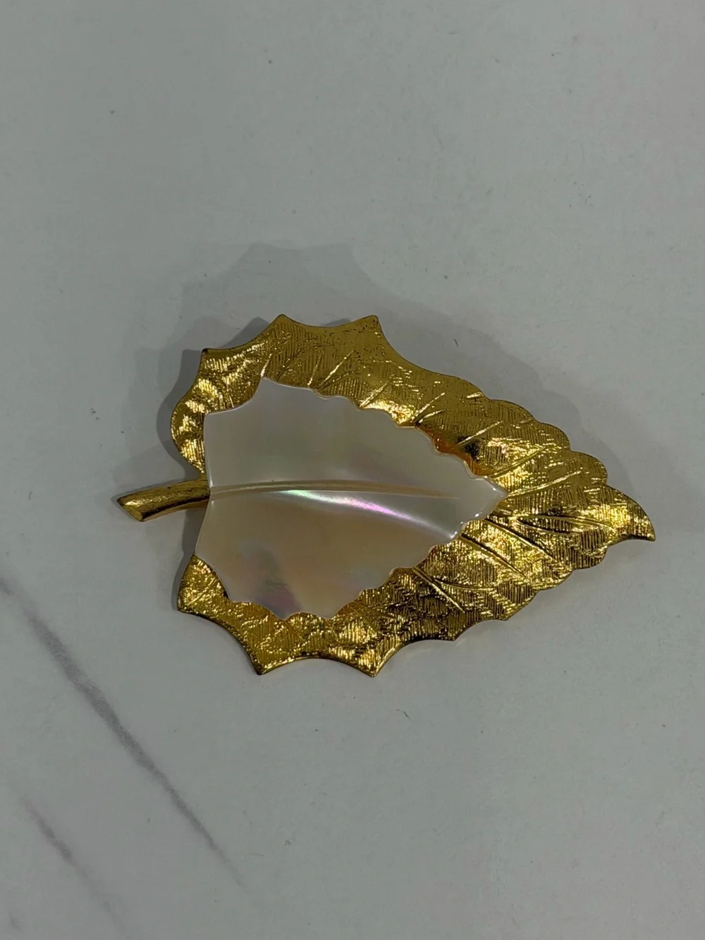 Vintage brooch #statementjewelry pearl